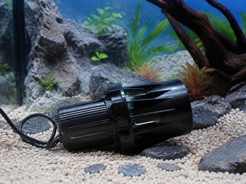 Bombas de circulación para acuario de bajo consumo — supporting aquarium detail